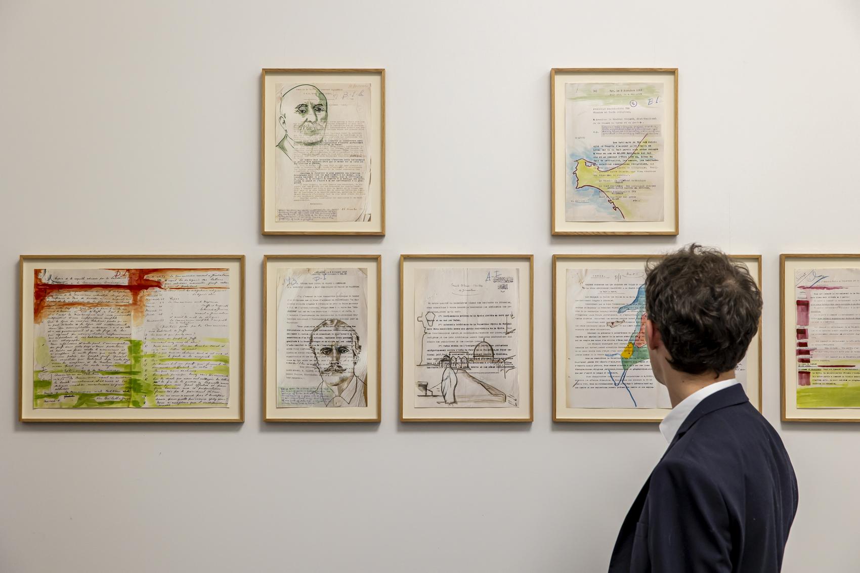 Le stand du Prix de dessin contemporain de la Fondation Danie & Florence Guerlain au Salon du dessin 2024