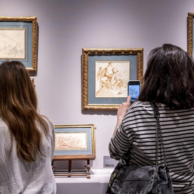 Salon du dessin 2024 : vue de stand