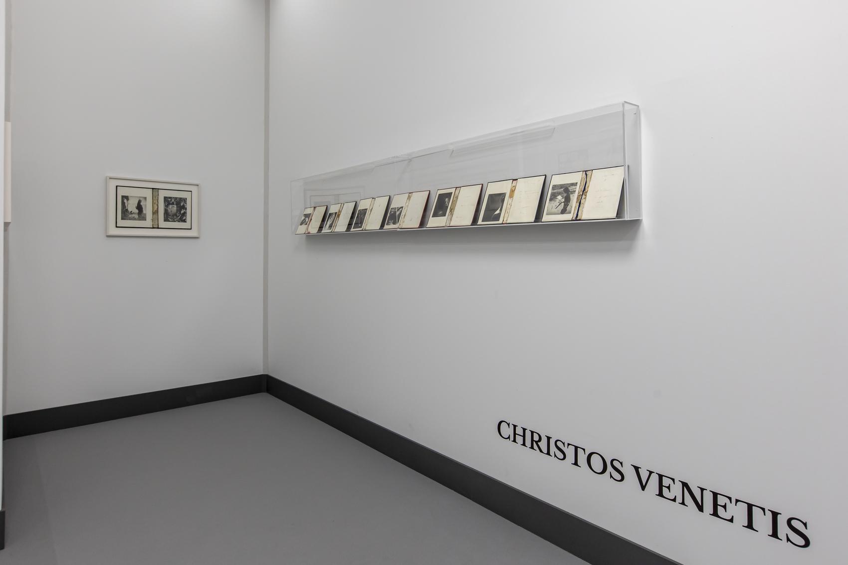 Le stand du Prix de dessin contemporain de la Fondation Danie & Florence Guerlain au Salon du dessin 2024